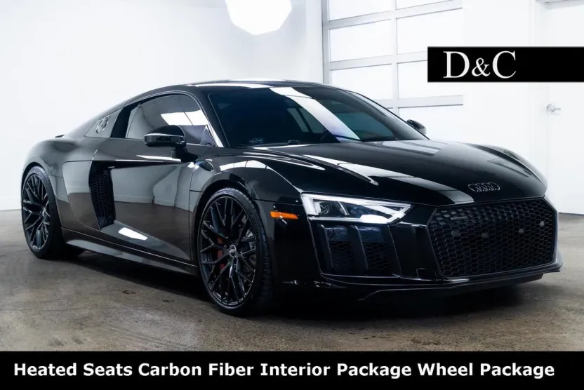 2017 Audi R8 5.2 photo 1