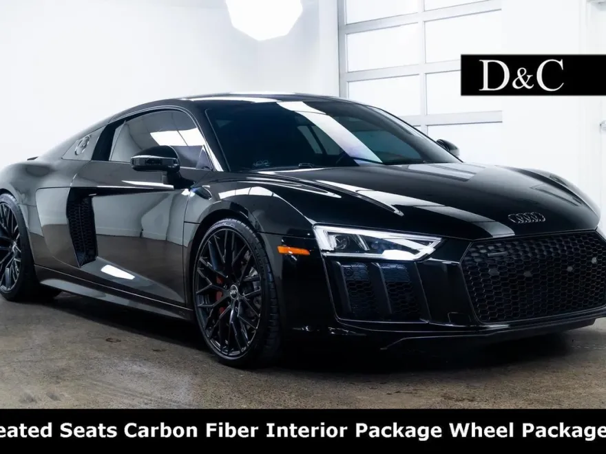 2017 Audi R8 5.2 photo 1