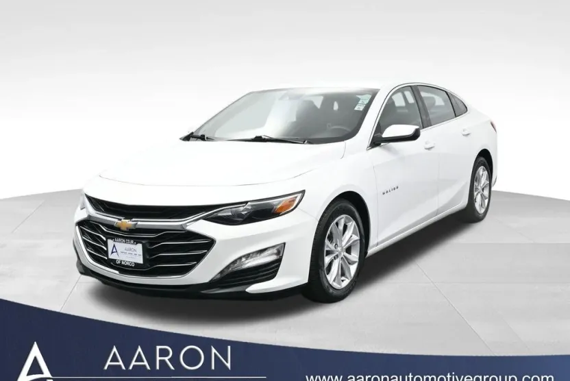 2024 Chevrolet Malibu 1LT photo 1