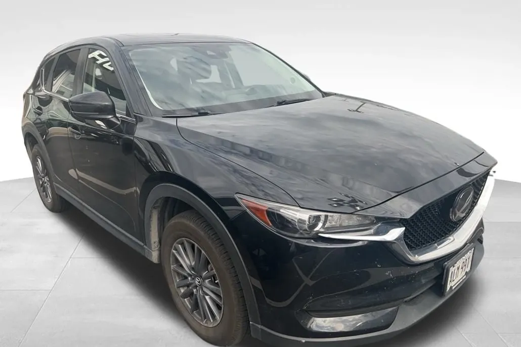 2019 Mazda CX-5 Touring photo 1