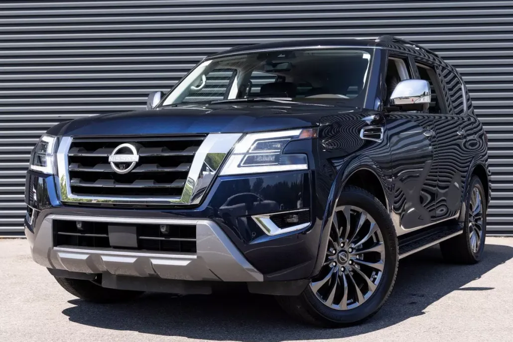 2023 Nissan Armada Platinum photo 1