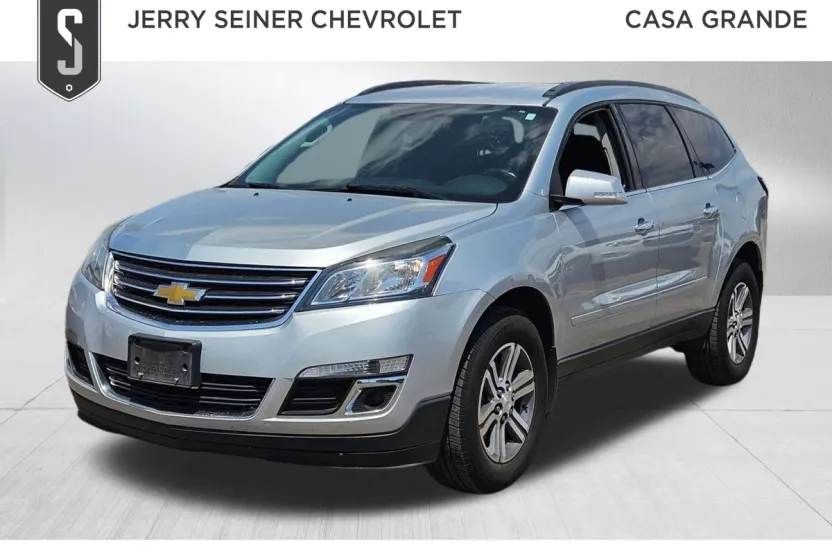2015 Chevrolet Traverse 2LT photo 1