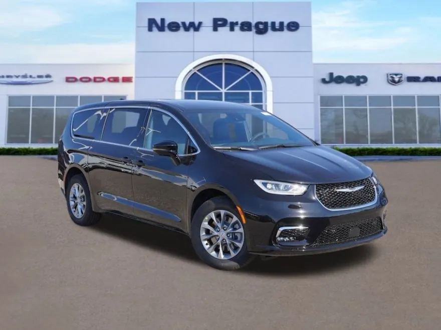 2026 Chrysler Pacifica photo 1