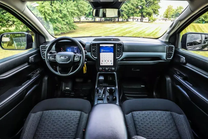 2024 Ford Ranger XL photo 1