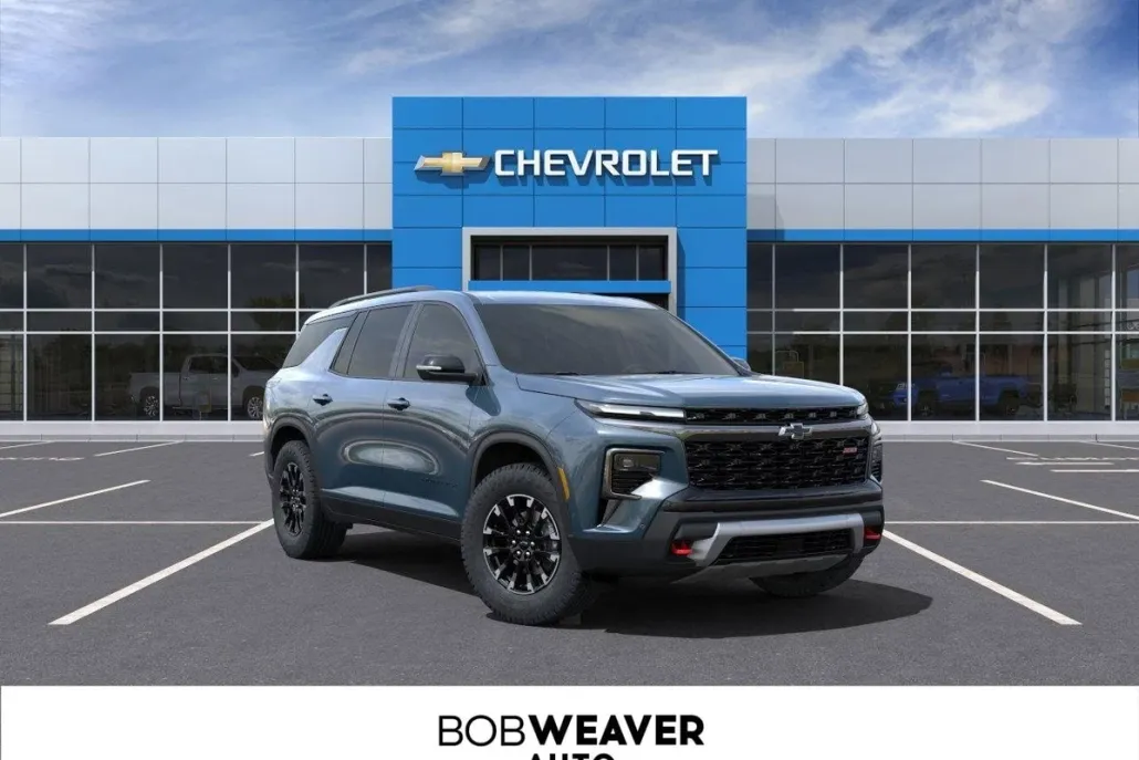 2025 Chevrolet Traverse Z71 photo 1