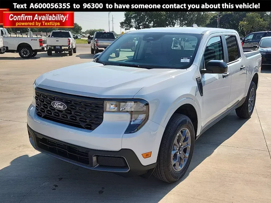 2025 Ford Maverick XLT photo 1