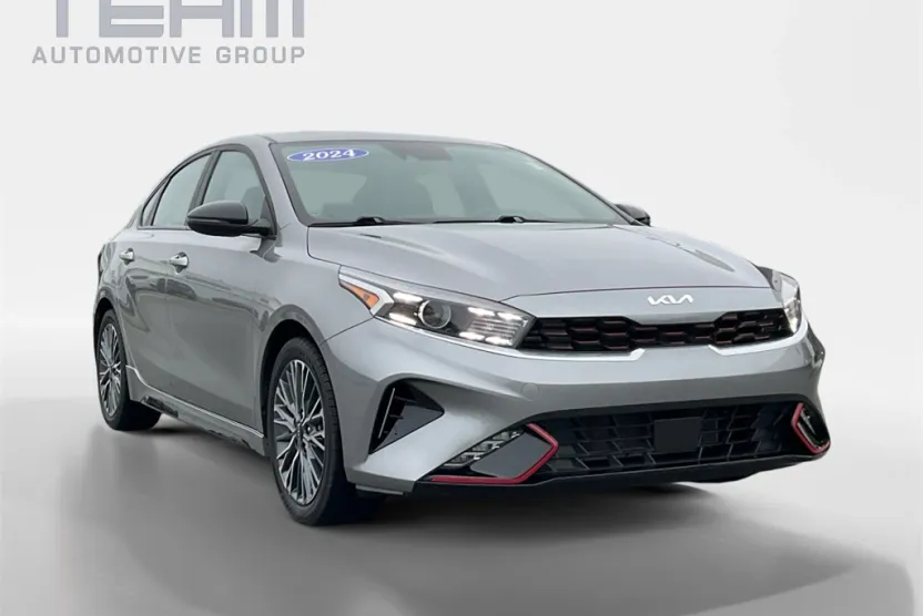2024 Kia Forte GT-Line photo 1