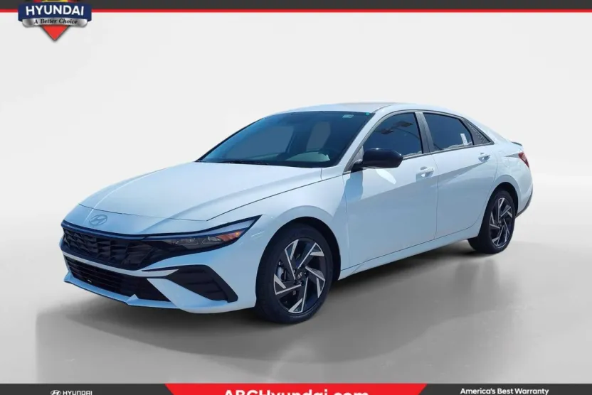 2025 Hyundai Elantra SEL Sport photo 1