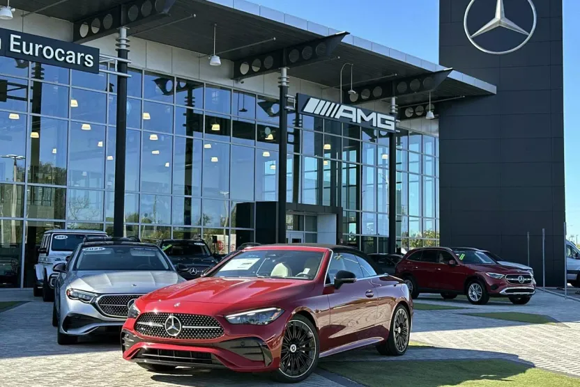 2026 Mercedes Benz CLE 300 4MATIC Cabriolet photo 1