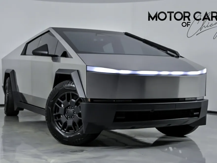 2024 Tesla Cybertruck photo 1