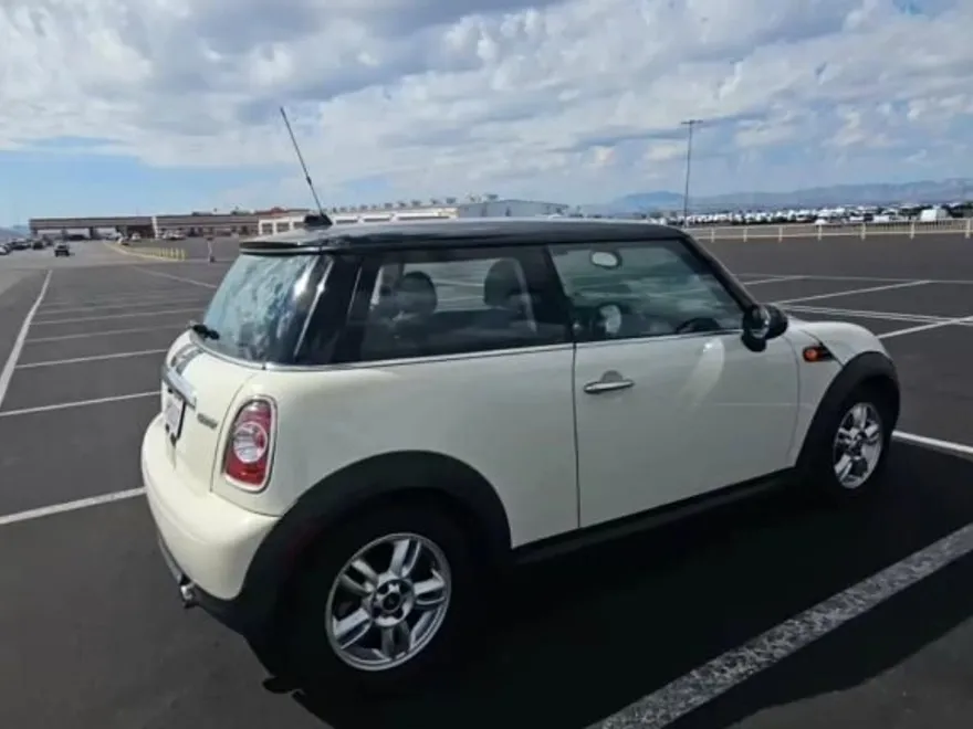 2013 Mini Cooper Hardtop Coupe photo 1