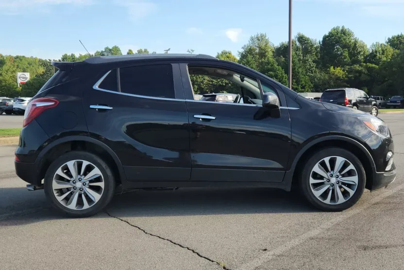 2020 Buick Encore Preferred photo 1