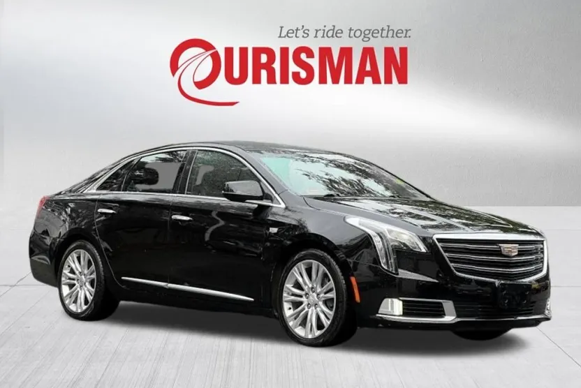 2019 Cadillac XTS Luxury photo 1