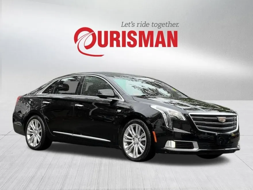 2019 Cadillac XTS Luxury photo 1
