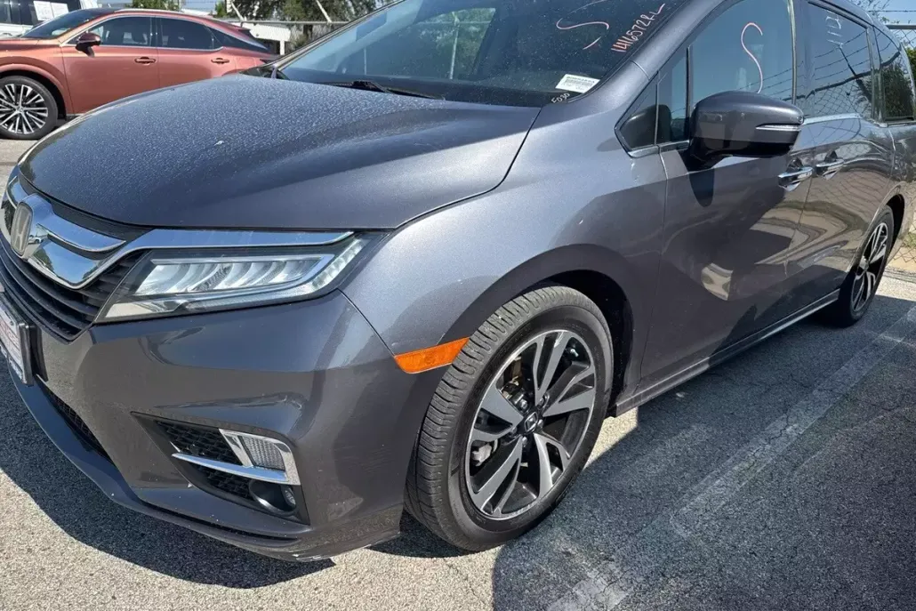 2019 Honda Odyssey Elite photo 1