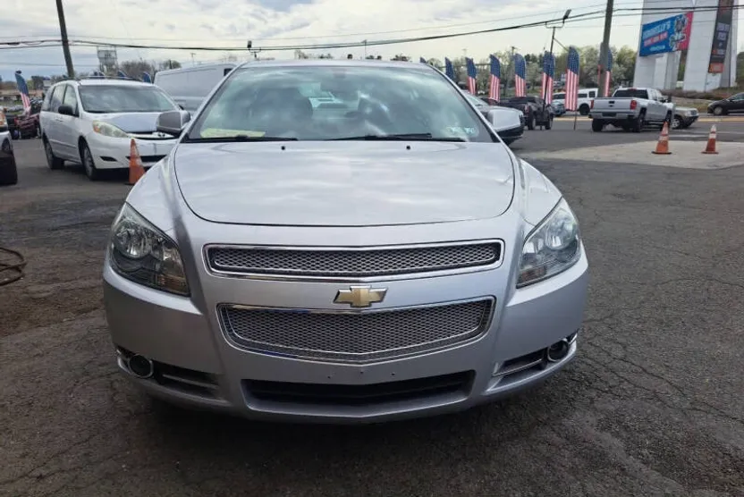 2012 Chevrolet Malibu LTZ photo 1