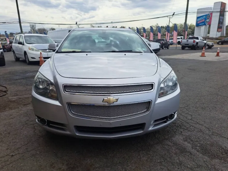 2012 Chevrolet Malibu LTZ photo 1