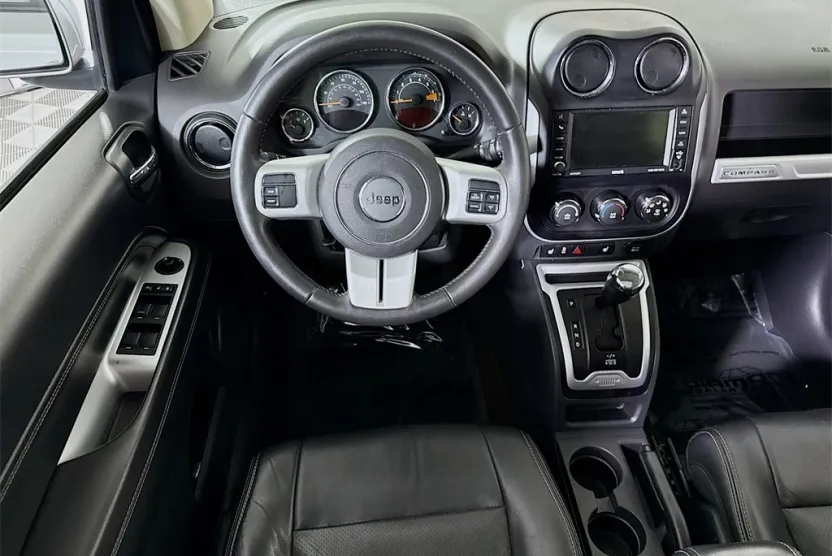 2016 Jeep Compass High Altitude photo 1