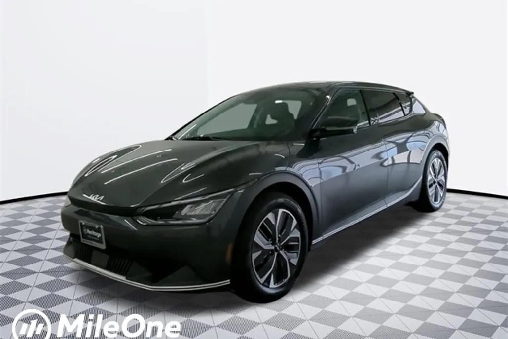 2024 Kia EV6 Light photo 1