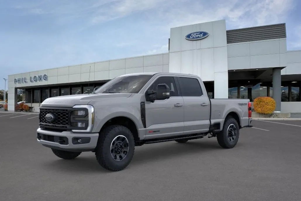 2025 Ford F-350 Lariat photo 1