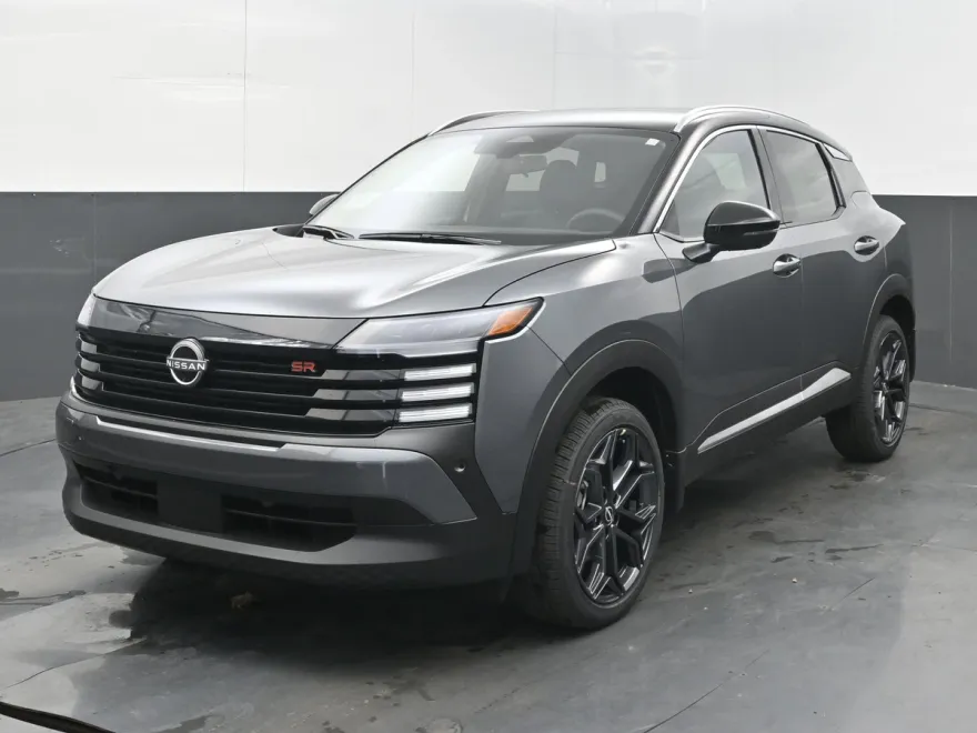 2025 Nissan Kicks SR photo 1
