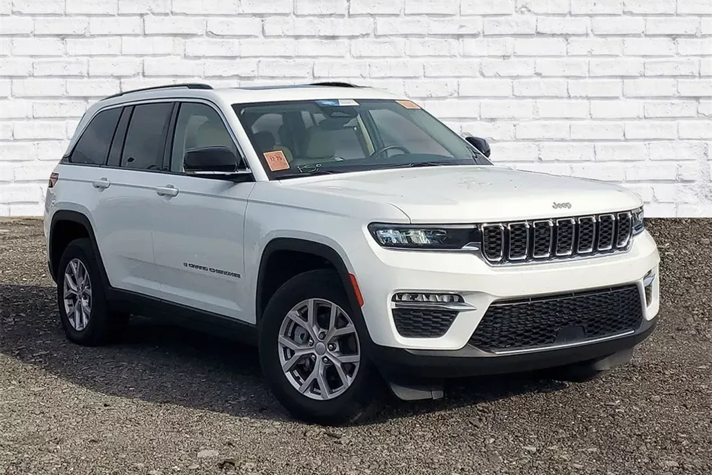 2022 Jeep Grand Cherokee Limited photo 1