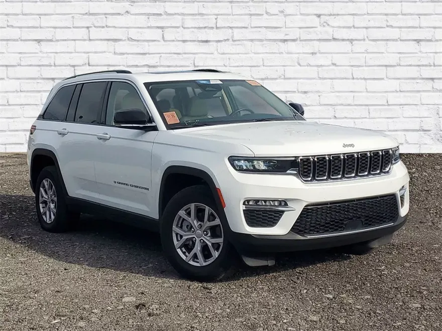 2022 Jeep Grand Cherokee Limited photo 1