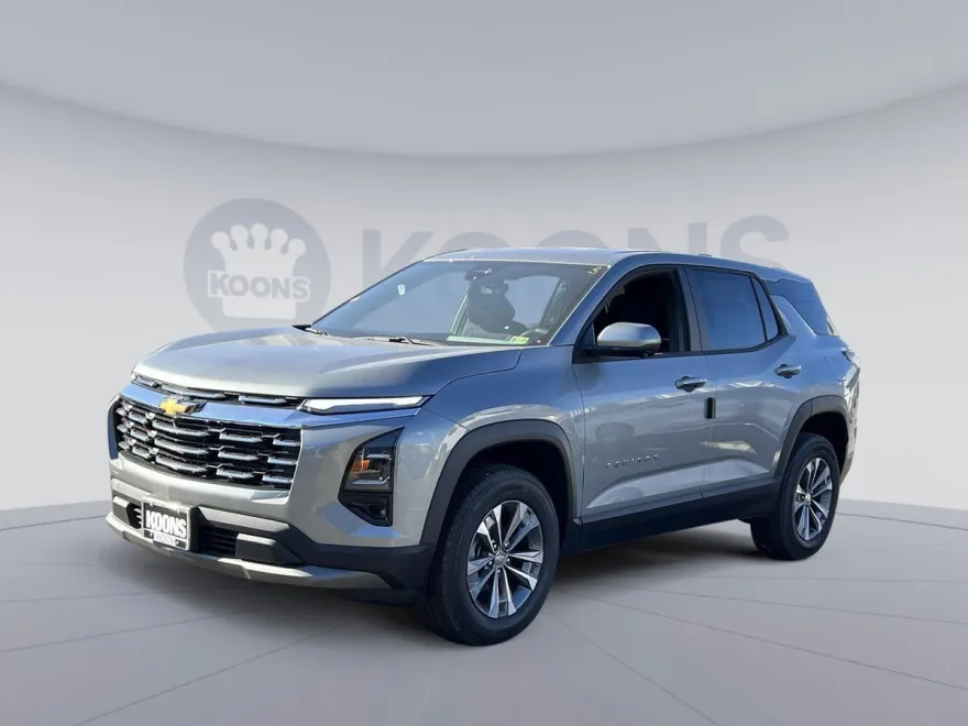 2025 Chevrolet Equinox LT photo 1