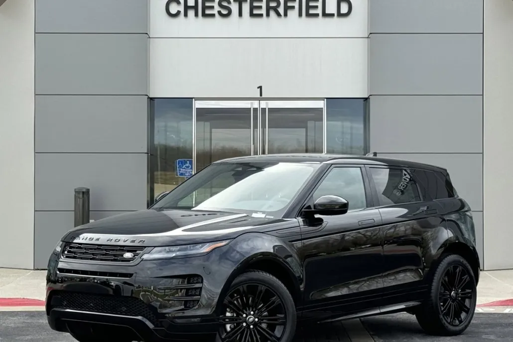 2025 Land Rover Range Rover Evoque Dynamic SE photo 1
