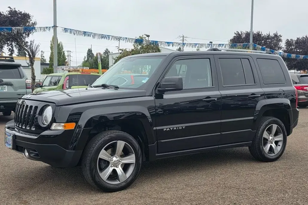 2016 Jeep Patriot Sport photo 1