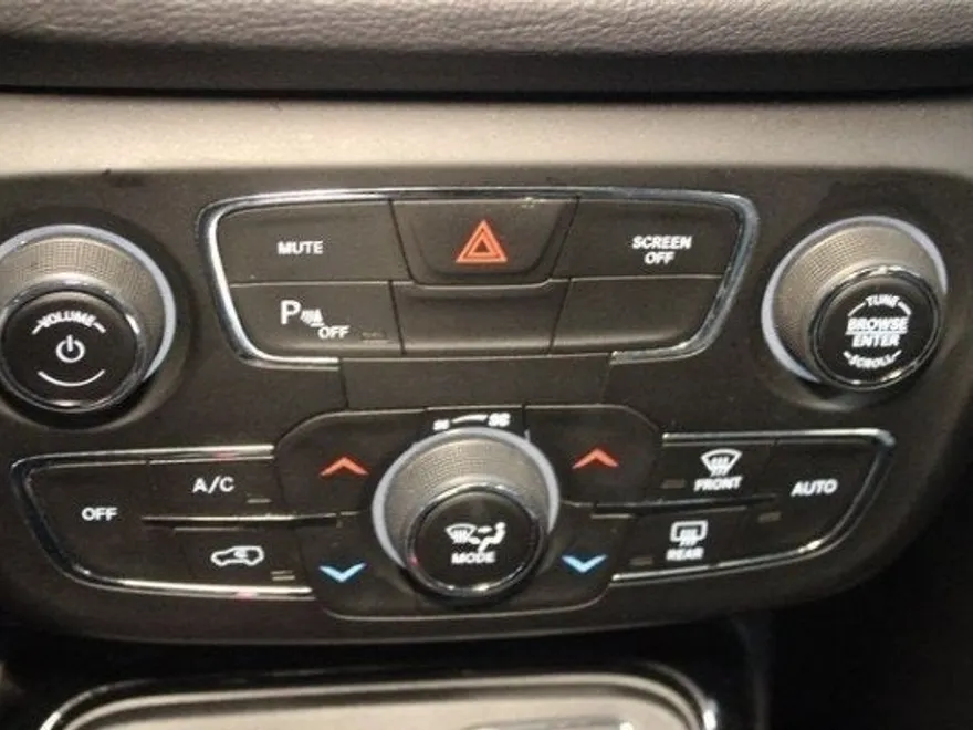 2021 Jeep Compass Limited photo 20