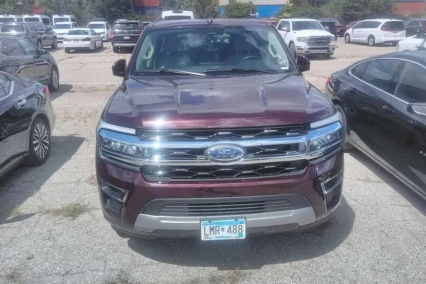 2024 Ford Expedition MAX Limited photo 1