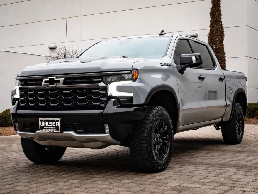 2024 Chevrolet Silverado 1500 ZR2 photo 1
