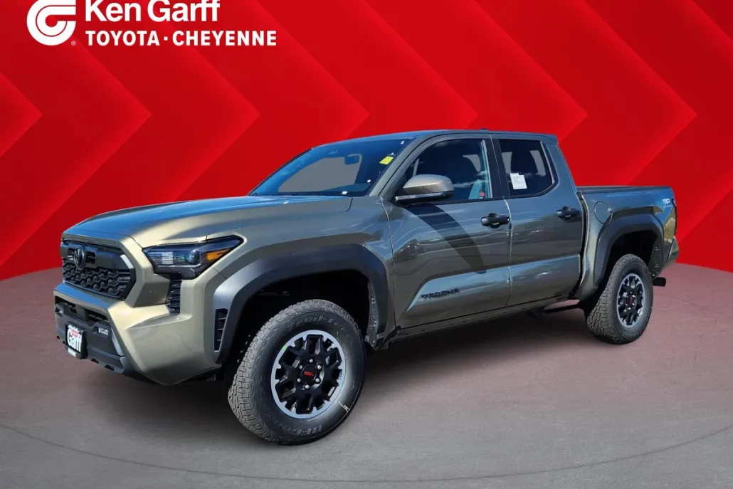 2025 Toyota Tacoma TRD Off-Road photo 1