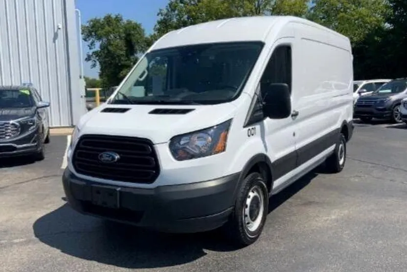 2019 Ford Transit Van photo 1