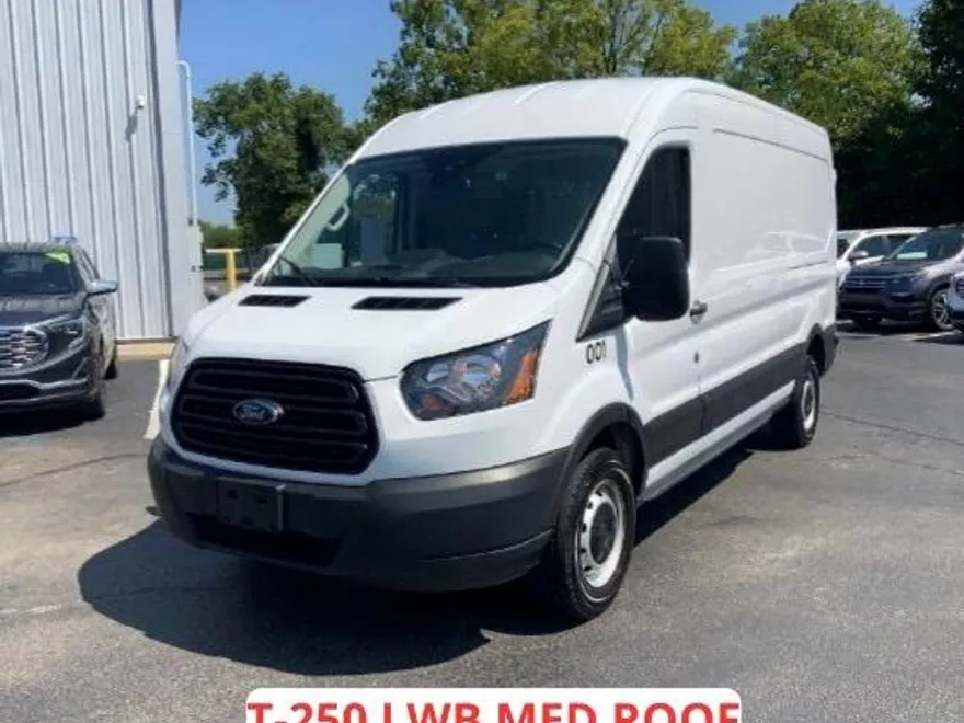 2019 Ford Transit Van photo 1