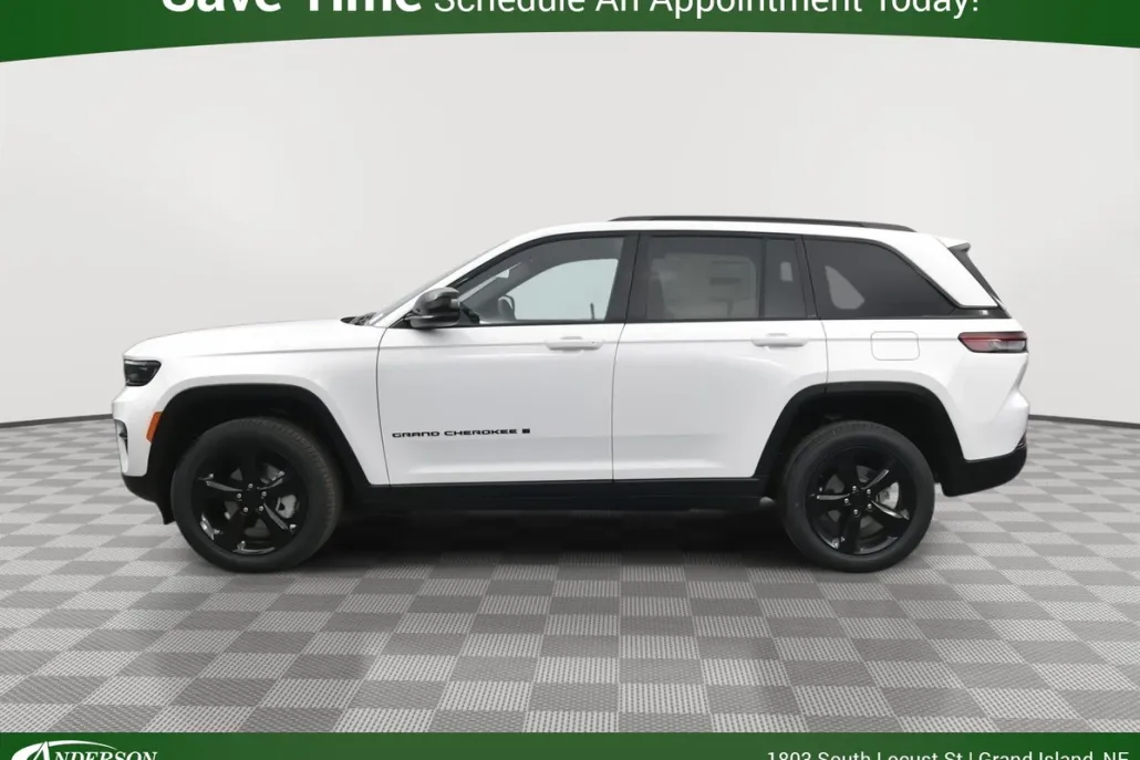2025 Jeep Grand Cherokee Limited photo 1