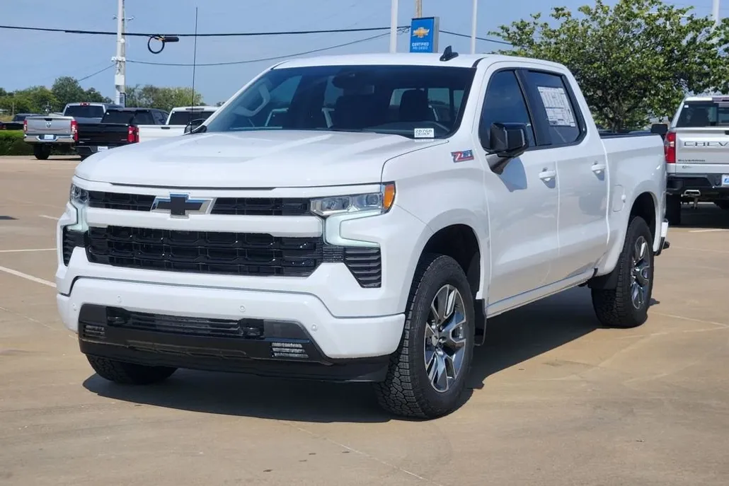 2026 Chevrolet Silverado RST photo 1