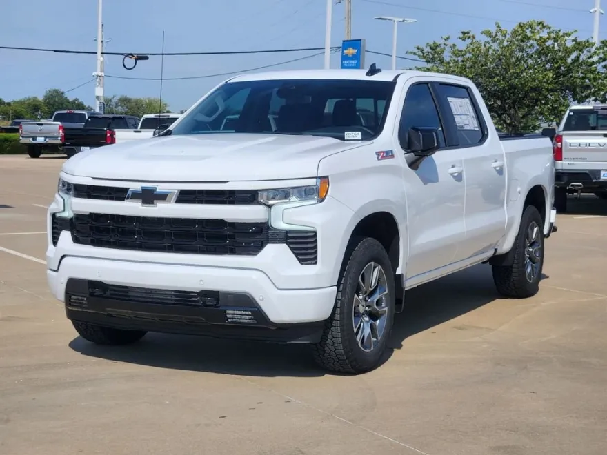 2026 Chevrolet Silverado RST photo 1