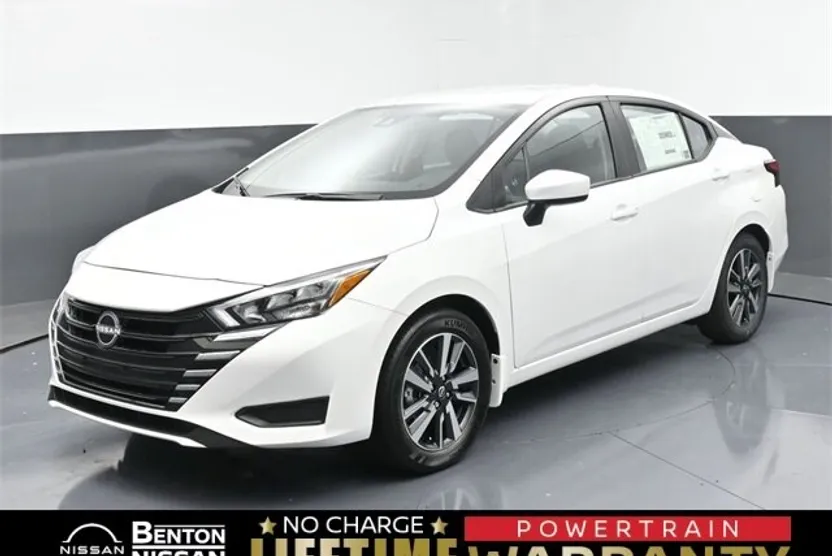 2025 Nissan Versa SV photo 1
