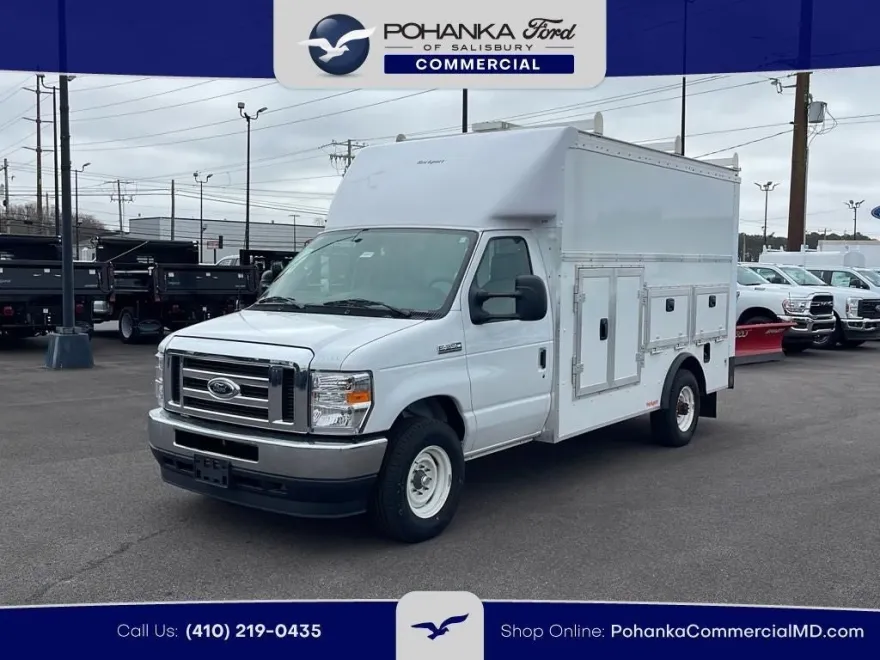 2025 Ford E-350 photo 1