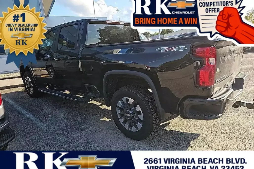 2023 Chevrolet Silverado 2500HD Custom photo 1