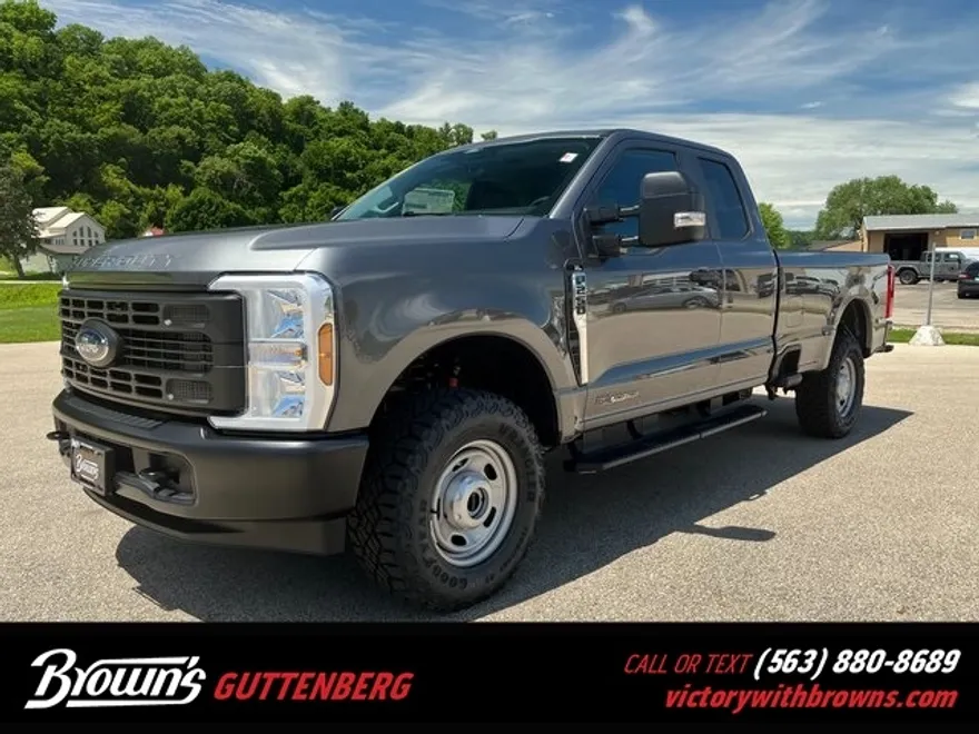 2025 Ford F-250 XL photo 1