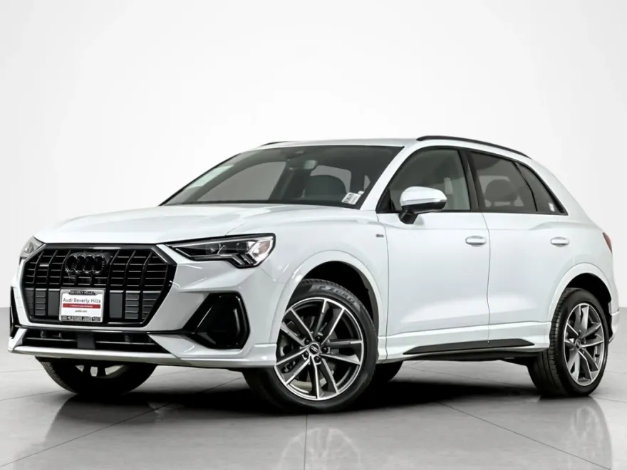 2025 Audi Q3 S line Premium 45 TFSI photo 1