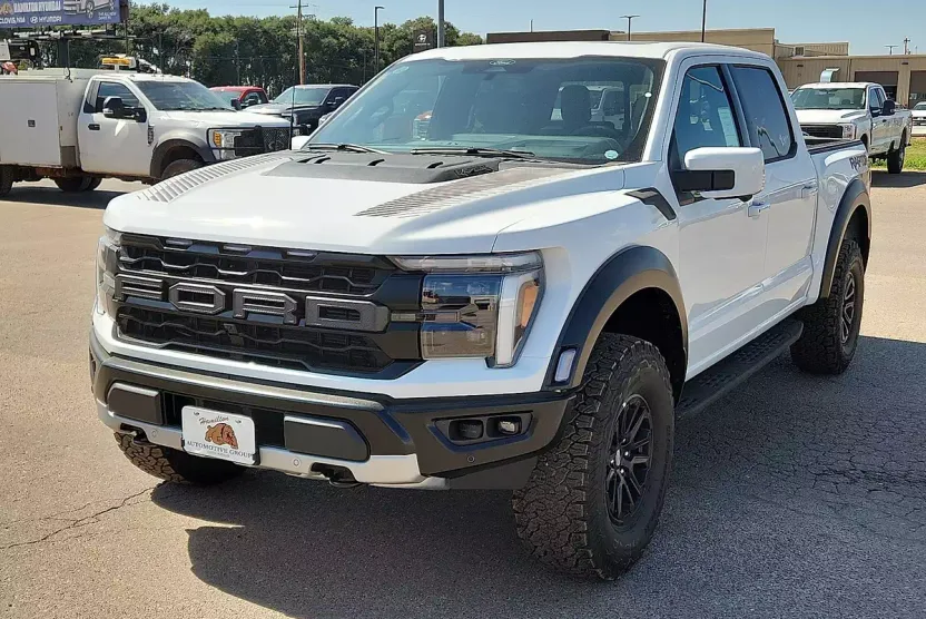 2025 Ford F-150 Raptor photo 1