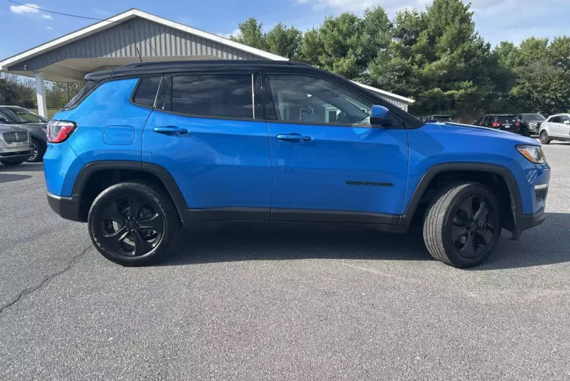 2021 Jeep Compass Altitude photo 1