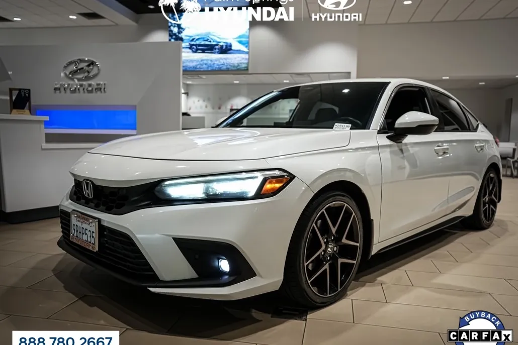 2022 Honda Civic Sport Touring photo 1