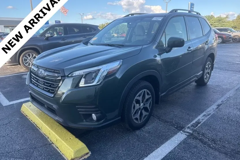 2022 Subaru Forester Premium photo 1
