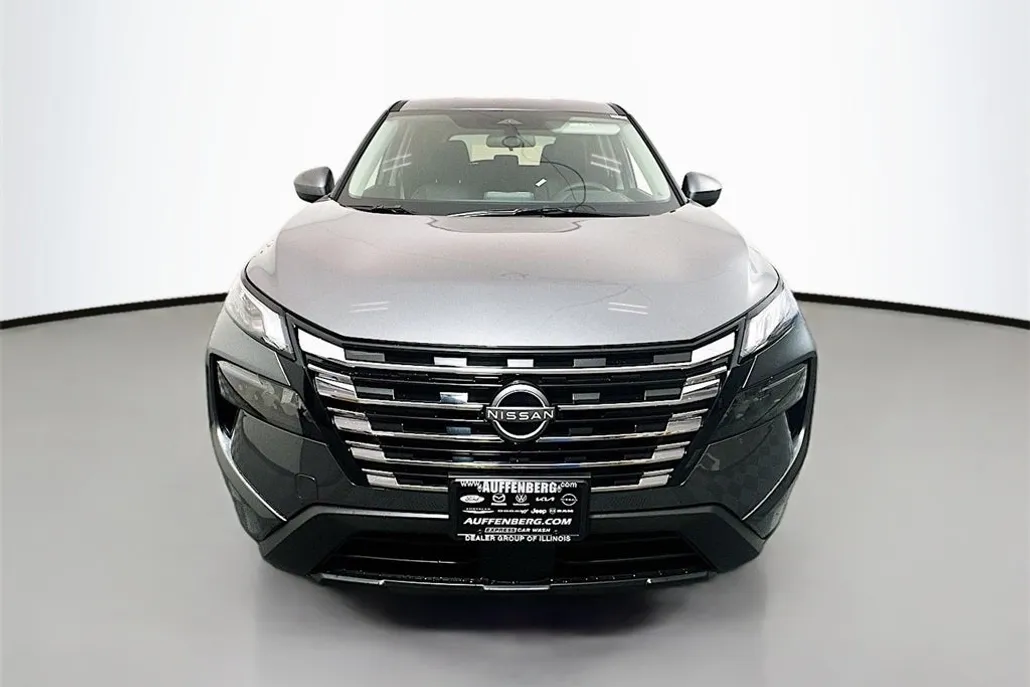 2026 Nissan Rogue SV photo 1