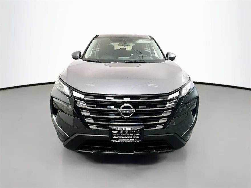 2026 Nissan Rogue SV photo 1